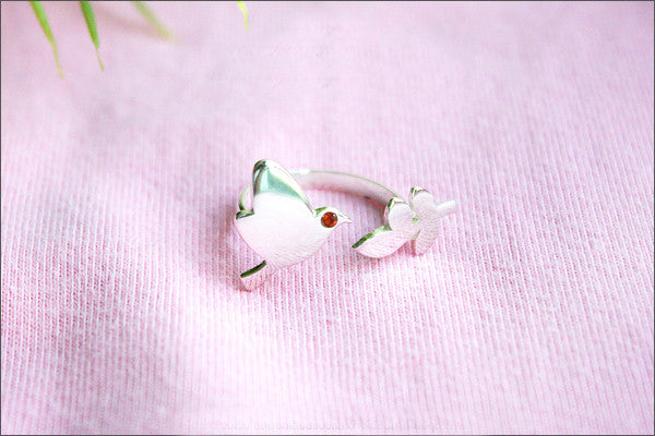 Dove and Leaves Ring, Pigeon and Leaves Ring, dove bird and leaf branch, bird ring, adjustable ring, 925 sterling silver ring (R99)