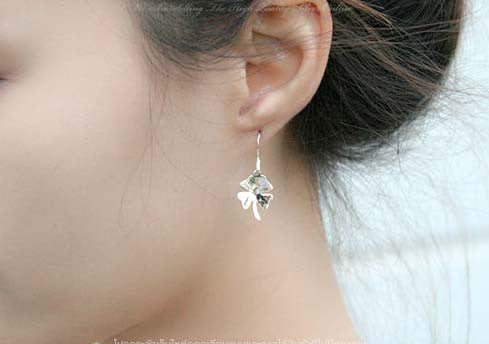 Clover stud Earrings - 925 Sterling Silver - Silver  earrings - Love earrings Gift Idea Rocker Gothic Woman Jewelry (E-10)