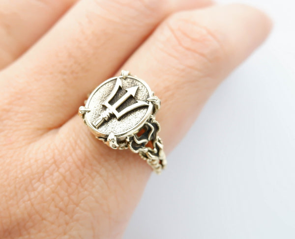 Poseidon Greek God of The Sea Trident Ring Women Brass Jewelry Size 6-15 Br-447