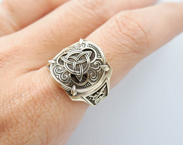 Triquetra Trinity Knot Ring for Men Ancient Viking Celtic Brass Jewelry Size 6-15 Br-404