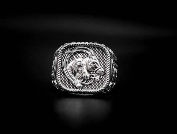Men's Silver Horse with Horseshoe Ring, Mens Horse Ring Animal Silver Jewelry 925 Sterling Silver Size 6-15