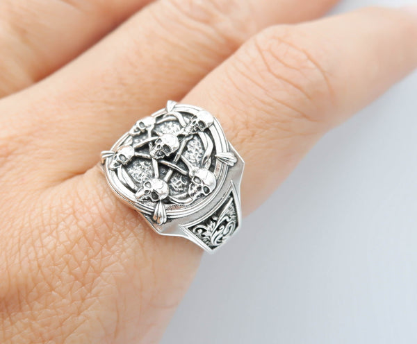 Pentagram Skull Ring Amulet Pentacle Star Gothic Jewelry 925 Sterling Silver R-421