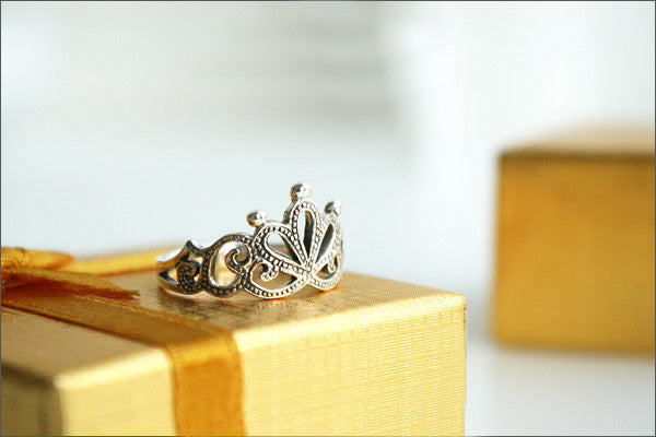 925 Sterling Silver Princess Crown Ring/ Queen Crown Ring Gift Idea Rocker Gothic Woman Jewelry (SR-059)