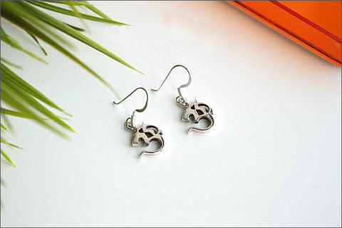 Ohm Earrings - 925 sterling silver ohm earring - Om Earrings Yoga Earrings Spiritual Jewelry - Ohm Charm Earrings (E-34)