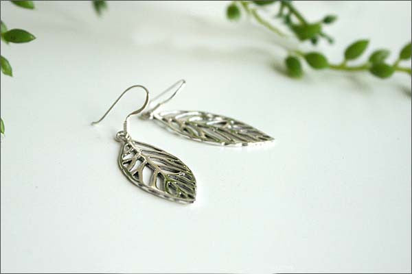 Leaf Earrings Earrings - 925 Sterling Silver - Silver  earrings -  Love earrings Gift Idea Rocker Gothic Woman Jewelry (E-16)