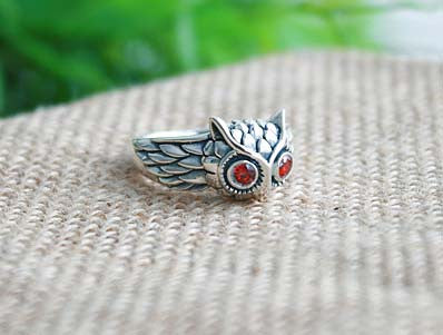 925 Sterling Silver OWL RING  Red Eyes Style Gift Idea Rocker Gothic Woman Jewelry (SR-080)