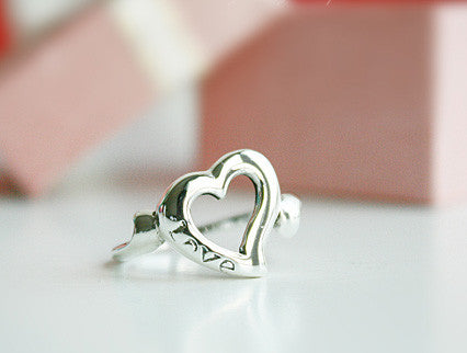 925 Sterling Silver Heart  Ring Love ring Gift Idea  Rocker Gothic Woman Jewelry (SR-011)