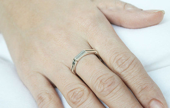 925 Sterling Silver Ring - Band Ring Style Gift Idea Rocker Gothic Woman Jewelry - Silver ring (SR-15)