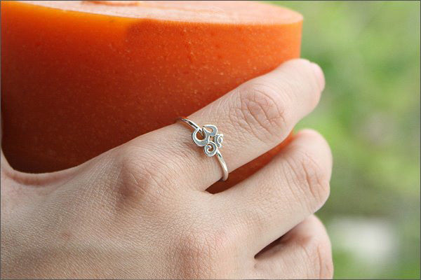 925 Sterling Silver Ohm ring / yoga ring/ spiritual ring, ohm gift symbol jewelry Style Gift Idea Rocker Gothic Woman Jewelry (SR-89)